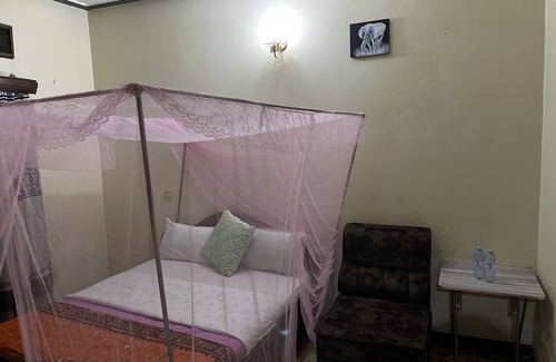 Entebbe Casa | Abyssinia Guesthous Entebbe
