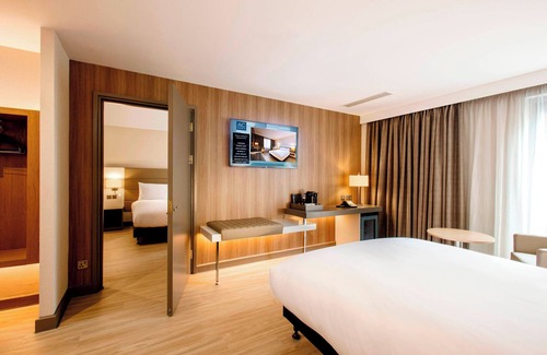 Birmingham City Centre Hotel | AC Hotel by Marriott Birmingham