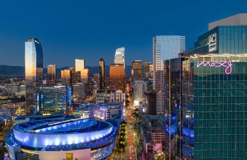 Downtown Los Angeles Hotel | AC Hotel by Marriott Downtown Los Angeles
