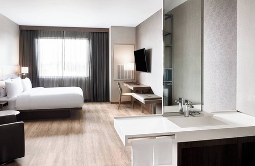 Doral Hotel | AC Hotel by Marriott Miami Airport West/Doral