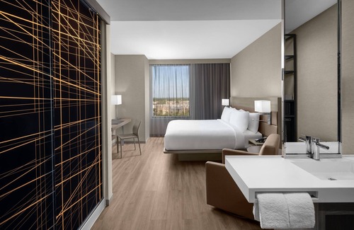 Ludlam Hotel | AC Hotel by Marriott Miami Dadeland