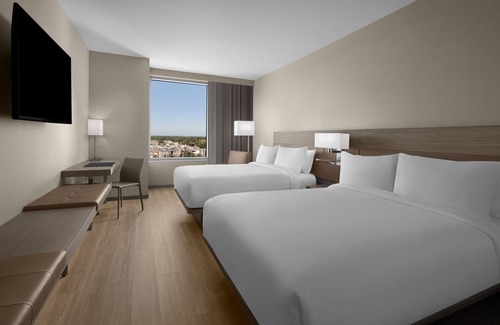 Ludlam Hotel | AC Hotel by Marriott Miami Dadeland