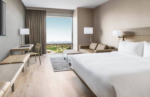 Paradise Valley Village Hotel | AC Hotel by Marriott Scottsdale North