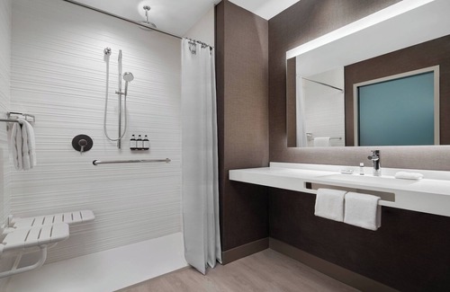 Downtown Little Rock Hotel | AC Hotel by Marriott Little Rock Downtown