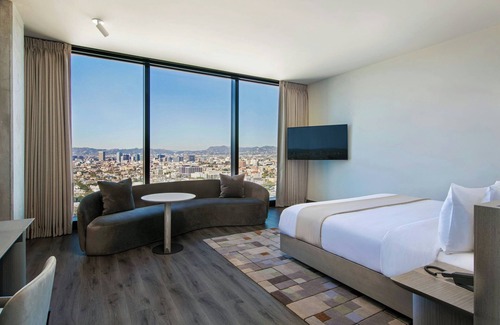 Downtown Los Angeles Hotel | AC Hotel Downtown Los Angeles, a Marriott Hotel