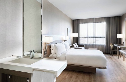 Portland Hotel | AC Hotel Portland Downtown/Waterfront, ME