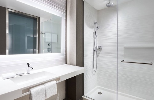 Portland Hotel | AC Hotel Portland Downtown/Waterfront, ME