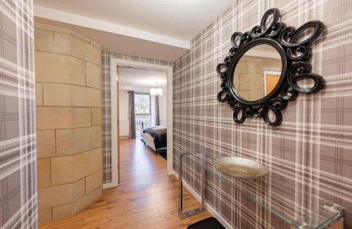 Fort Augustus Apartamento | AC19 Lower North Aisle - Luxury Self Catering 2 Bedroom Apartment