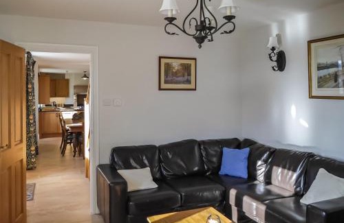 Matlock Casa | Acacia Cottage
