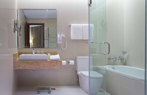 Alabang Hotel | Acacia Hotel Manila