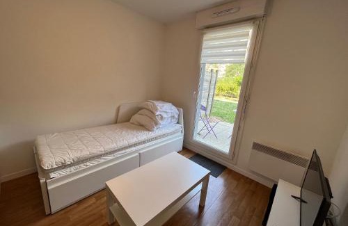 Quartier Calmette Apartamento | Acajou, Studio avec terrasse et parking privé