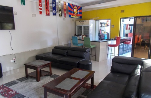 Lusaka Cabina | Acamms Lodge Roma