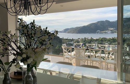 Bahía Puerto Marqués Condominio | Acapulco Safe Haven Heaven