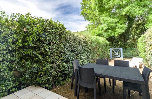 Callian Apartamento | Accès aux piscines | Studio climatisé avec balcon