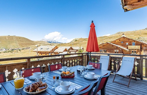 Bergers Chalet De Esquí | Accès direct aux pistes! Grand Chalet 15p con sauna privada