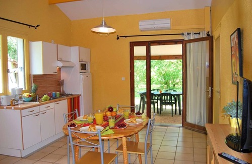 Gramat Cabina | Accès Sauna + Super endroit ! Cottage Climatisé avec Terrasse