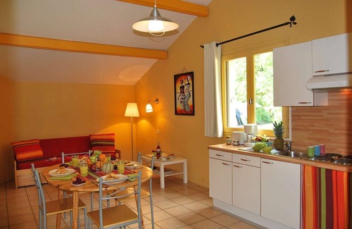 Gramat Cabina | Accès Sauna + Super endroit ! Cottage Climatisé avec Terrasse