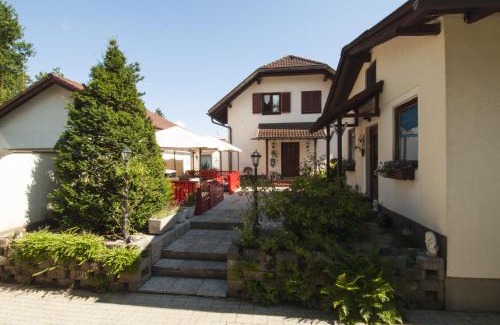Poertschach am Woerthersee Apartamento | Accanto Appartement Ferienwohnung