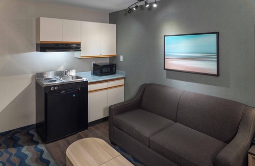 Richmond Hotel | Accent Inns Vancouver Airport