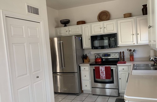 Country Club Estates Casa | Accepting shorter term rental during July-Aug 2024! 5-day minimum!