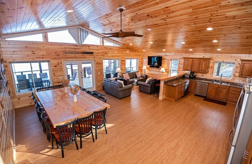 Cassopolis Casa | Accessible Blue Spruce Lodge: 340ft of Lake Frontage, 80-ft wide Sandy Beach!