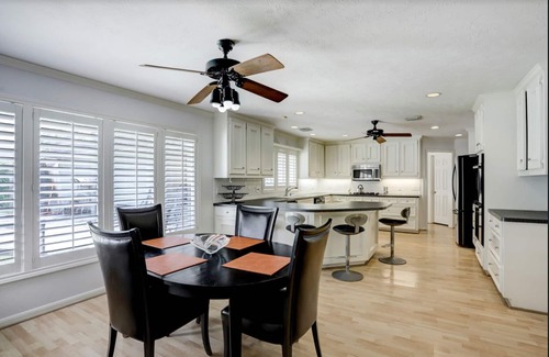 Southgate Casa | Accessible Home Walking Distance to the Medical Center and Rice University