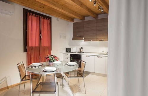 San Zeno Apartamento | Dimora San Zeno 7 -Moderno y acogedor apartamento cerca de la Basílica de San Zeno