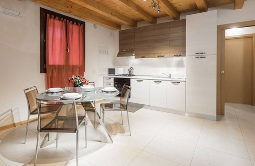 San Zeno Apartamento | Dimora San Zeno 7 -Moderno y acogedor apartamento cerca de la Basílica de San Zeno