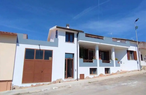Olmedo Apartamento | Accogliente Appartamento in Sardegna, Casa Vacanze Zeus per Tutte le Famiglie