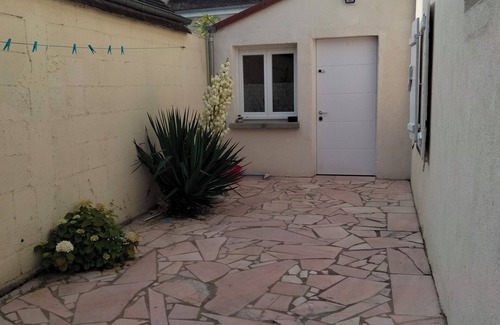 Saint-Pierre-les-Nemours Casa | Accommodation from Nemours to Fontainebleau