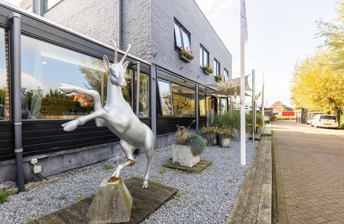 Kaag Casa | Accommodation by the water with sauna + hot tub
