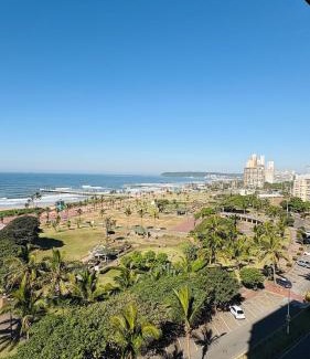 North Beach Apartamento | Accommodation Front - Edgy Beachfront 2 Sleeper with Stunning View
