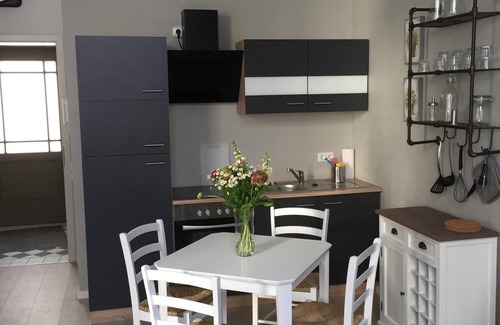 Werder Apartamento | Alojamiento en la isla Werder amorosamente remodelado 50m cochera a wat