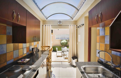 Centurion Apartamento | Accommodation @ Van's