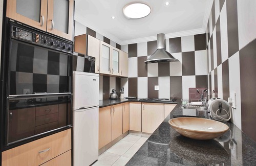 Centurion Apartamento | Accommodation @ Van's