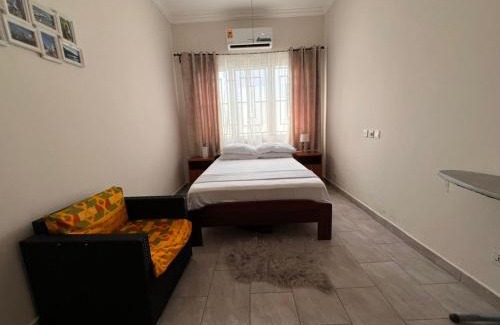 Santeo Casa | Accra Cozy Retreat with 2 Bedrooms