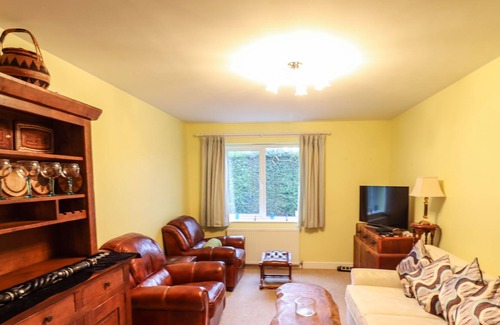 Frampton Cabaña | ACER COTTAGE, family friendly, with a garden in Wyberton