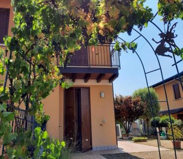 Erbusco Cama Y Desayuno | ACERO ROSSO B&B in Franciacorta