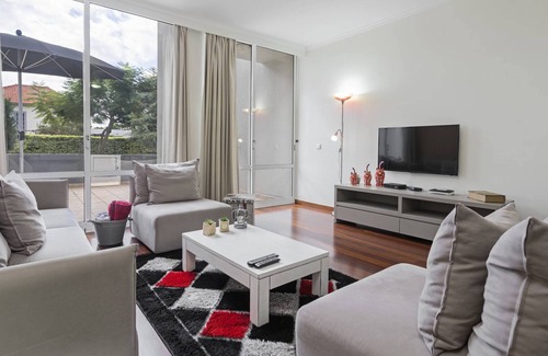 Sao Roque Apartamento | Achada I by An Island Apart