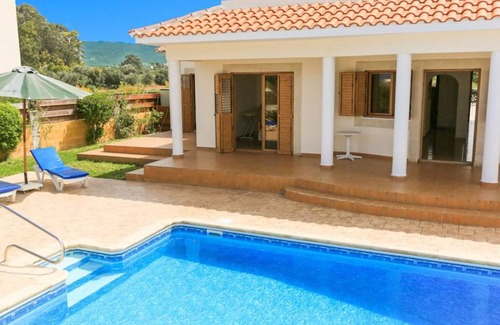Polis Villa | Achilles Beach Villa Thio: Large Private Pool, Walk to Beach, Sea Views, A/C