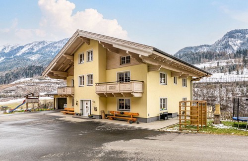 Goldegg Apartamento | Achtalgut by Interhome