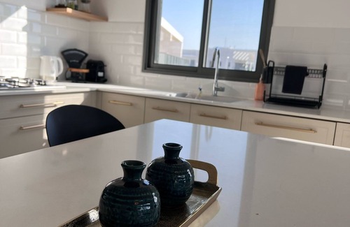 Nahariya Apartamento | Achziv Beach Stylish Stay by Sea N' Rent