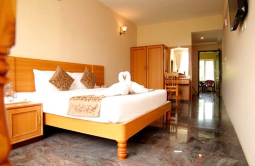 Yercaud Hotel | Ack Palacce Inn