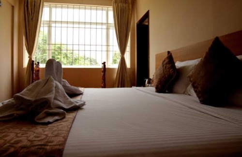 Yercaud Hotel | Ack Palacce Inn