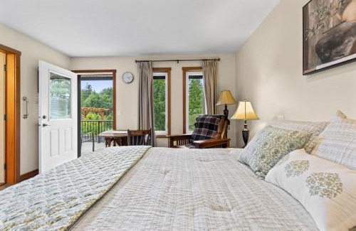Salmon Arm Cama Y Desayuno | Ackerview Guesthouse Bed and Breakfast