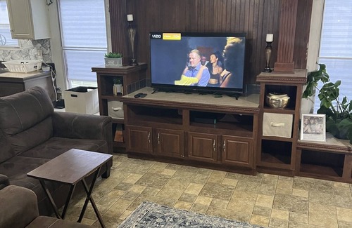 Houma Casa | Acklen’s Diamond in the Ruff