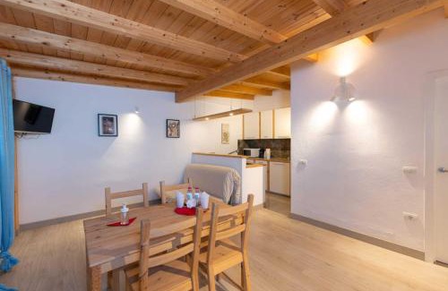 Fasnia Apartamento | Acogedor Apartamento Artístico con Estilo Único para 2 Personas