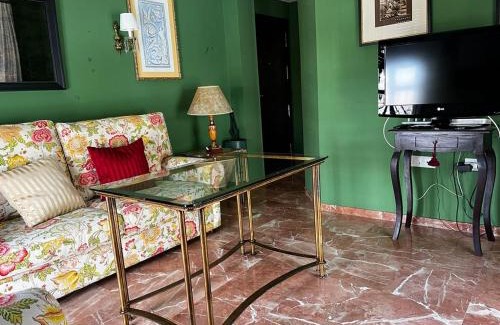Santa Marina Apartamento | Acogedor apartamento junto a plaza de San Agustin