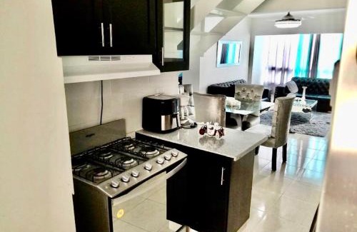 Licey al Medio Apartamento | Acogedor apartment , seguridad las 24 horas , Cibao International Airport 8 minutos, Centro de Santiago 10 Minutos , Tamboril la capital mundial del cigarro 10 minutos