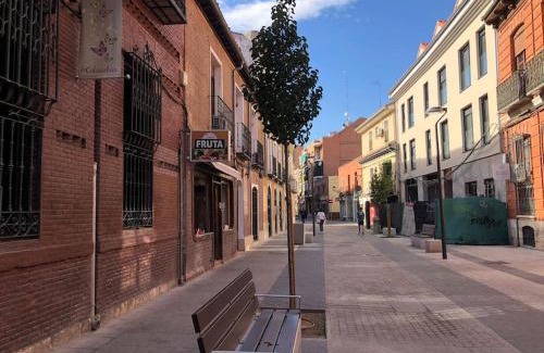 Alcalá de Henares Apartamento | Acogedor Apto Conectado con la Vibrante Madrid
